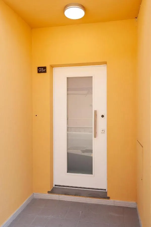 Guest house Lemon'S Apartment Elmas Italy